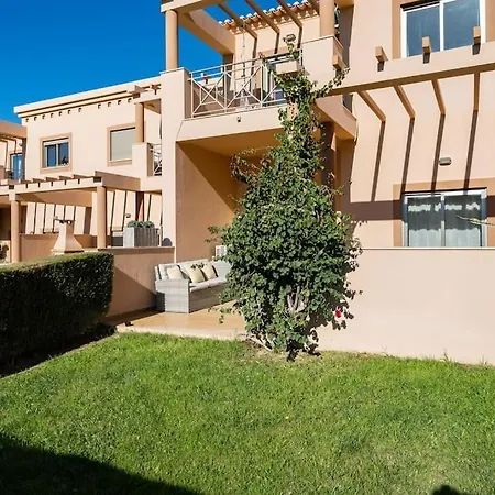 בית נופש Balaia - Fantastica Moradia 6 Com Piscina E Bbq