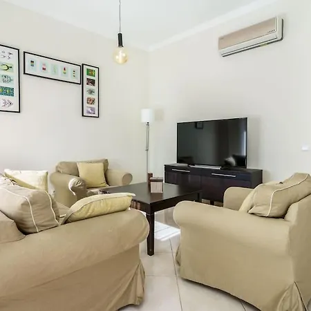 בית נופש Balaia - Fantastica Moradia 6 Com Piscina E Bbq אולוס די אגווה