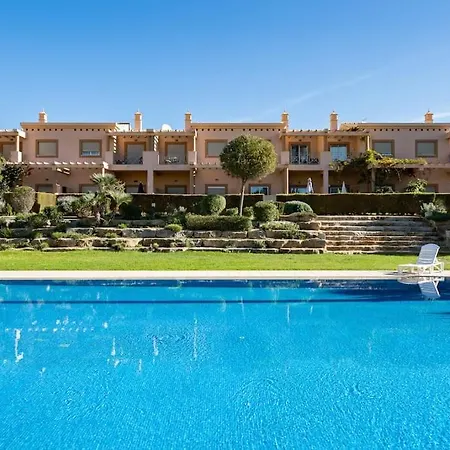 Balaia - Fantastica Moradia 6 Com Acesso Directo A Piscina Olhos de Agua (Albufeira)