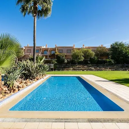 Balaia - Fantastica Moradia 6 Com Acesso Directo A Piscina Holiday home Olhos de Agua (Albufeira)