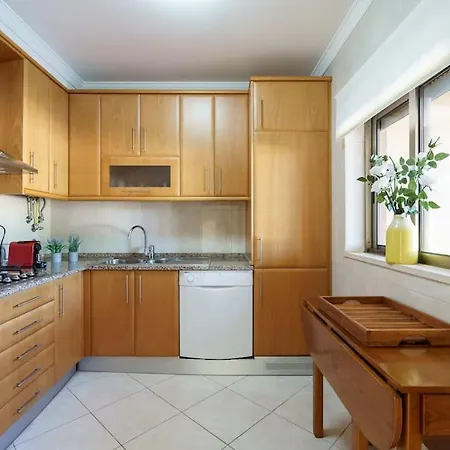 Balaia - Fantastica Moradia 6 Com Piscina E Bbq Vakantiehuis Olhos de Agua (Albufeira)