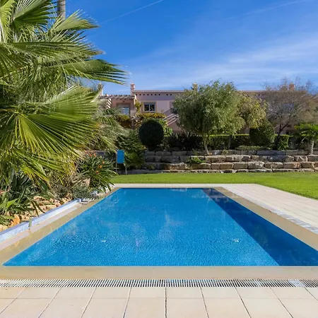 Vakantiehuis Balaia - Fantastica Moradia 6 Com Piscina E Bbq *